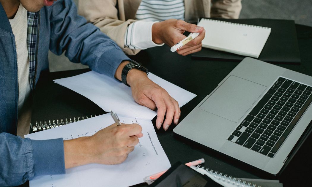 IELTS vs TOEFL – Which Exam Should You Choose for Studying Abroad?