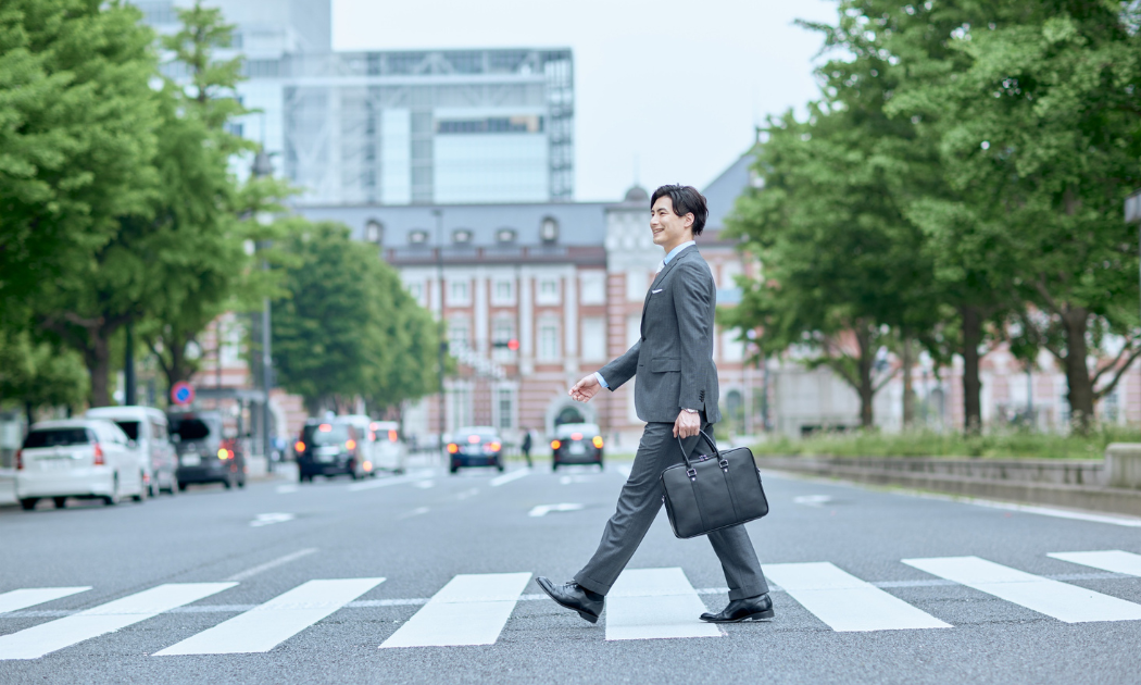 Leap & Learn: Transform Your Life Across Borders