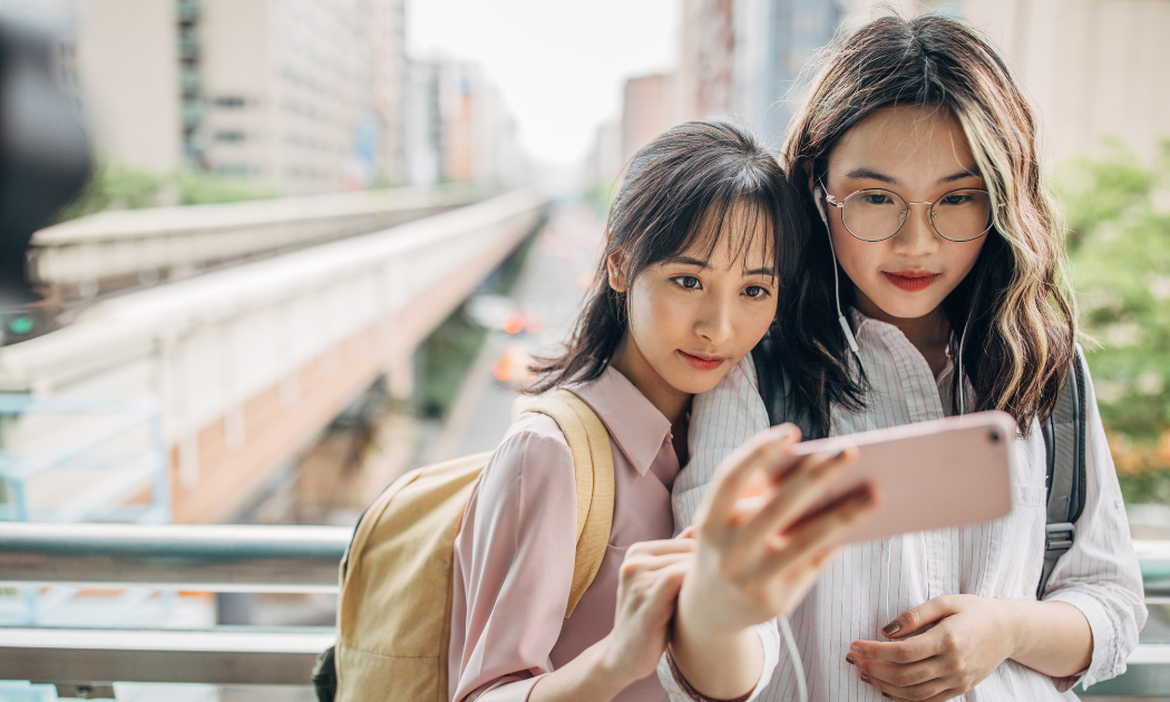 Why People Trust Strangers Online More Than Their Neighbours